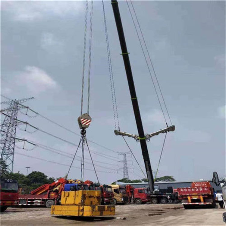 南林乡风电设备吊装